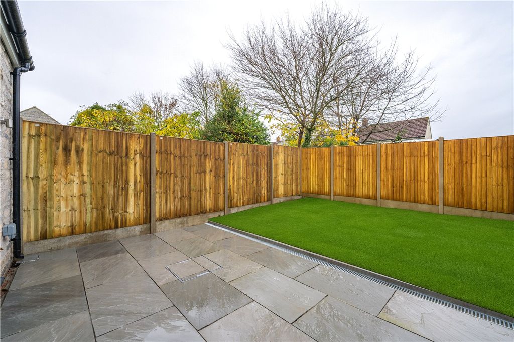 Property photo 3 of 14 Picture No. 08