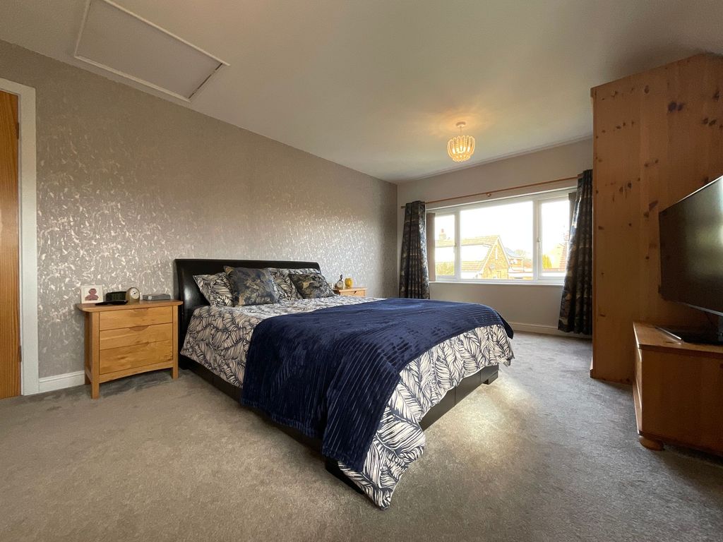 Property photo 3 of 24