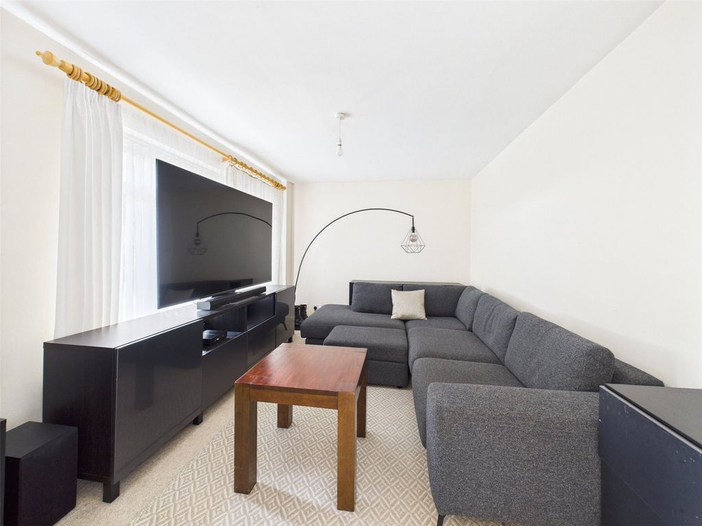 Property photo 2 of 14 Picture No. 01