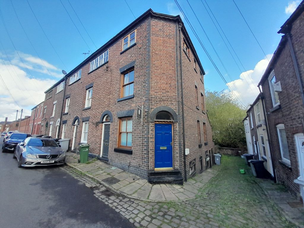 Property photo 1 of 25