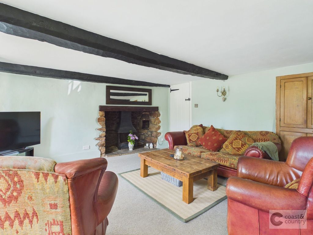 Property photo 3 of 38