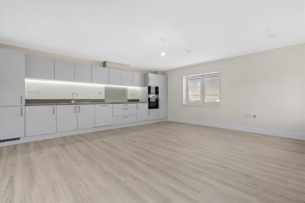 Property photo 2 of 12 Open Plan Lounge &amp; Kitchen (1)