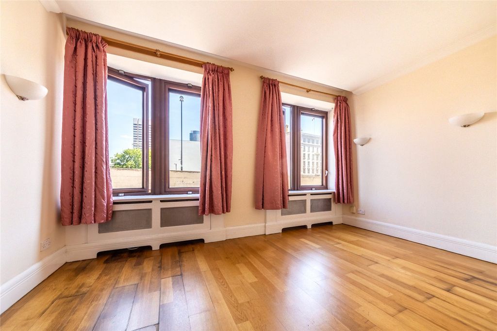 Property photo 2 of 8 Picture No. 02