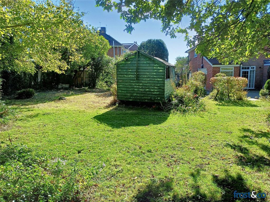 Property photo 2 of 17 Garden