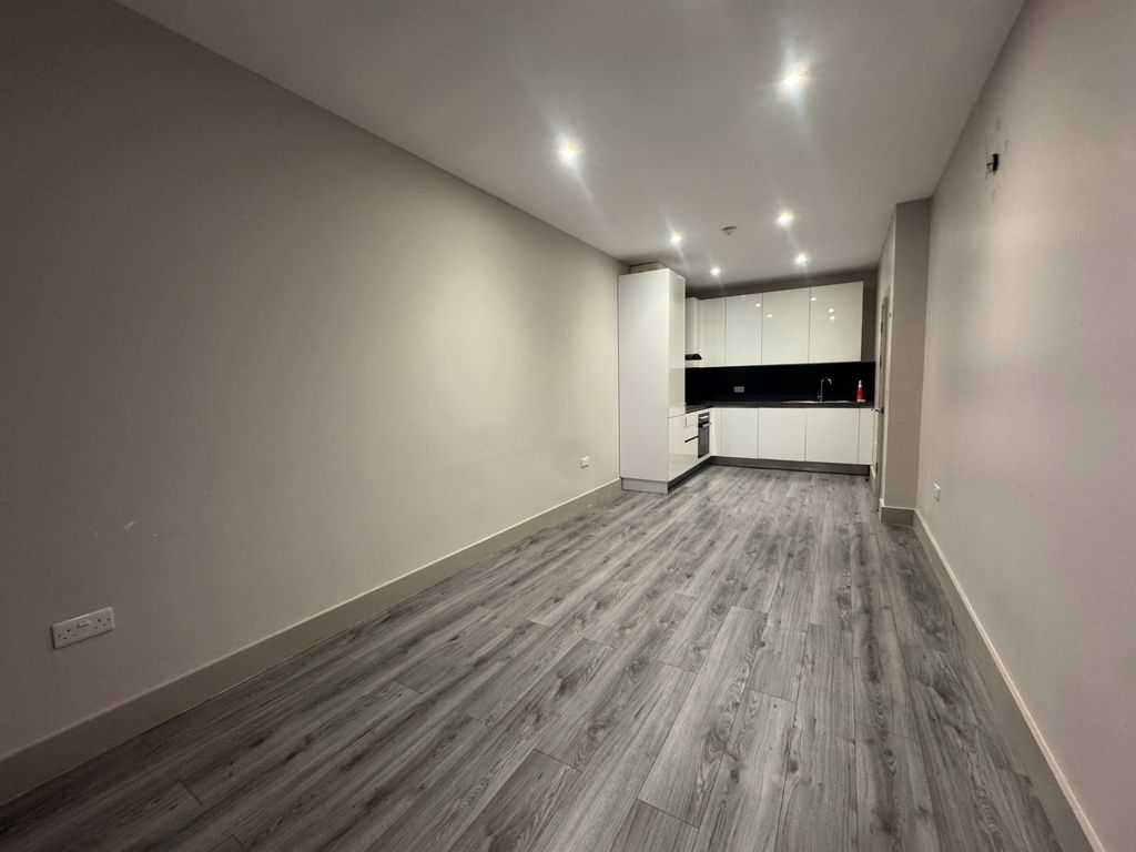 Property photo 2 of 5 Living Room