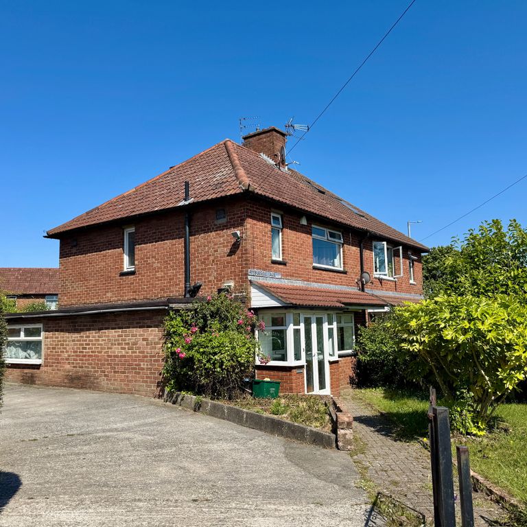 Property photo 2 of 26