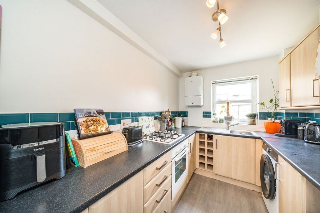 Property photo 2 of 7