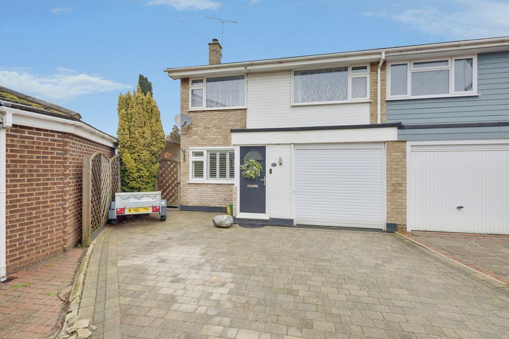 Property photo 1 of 33