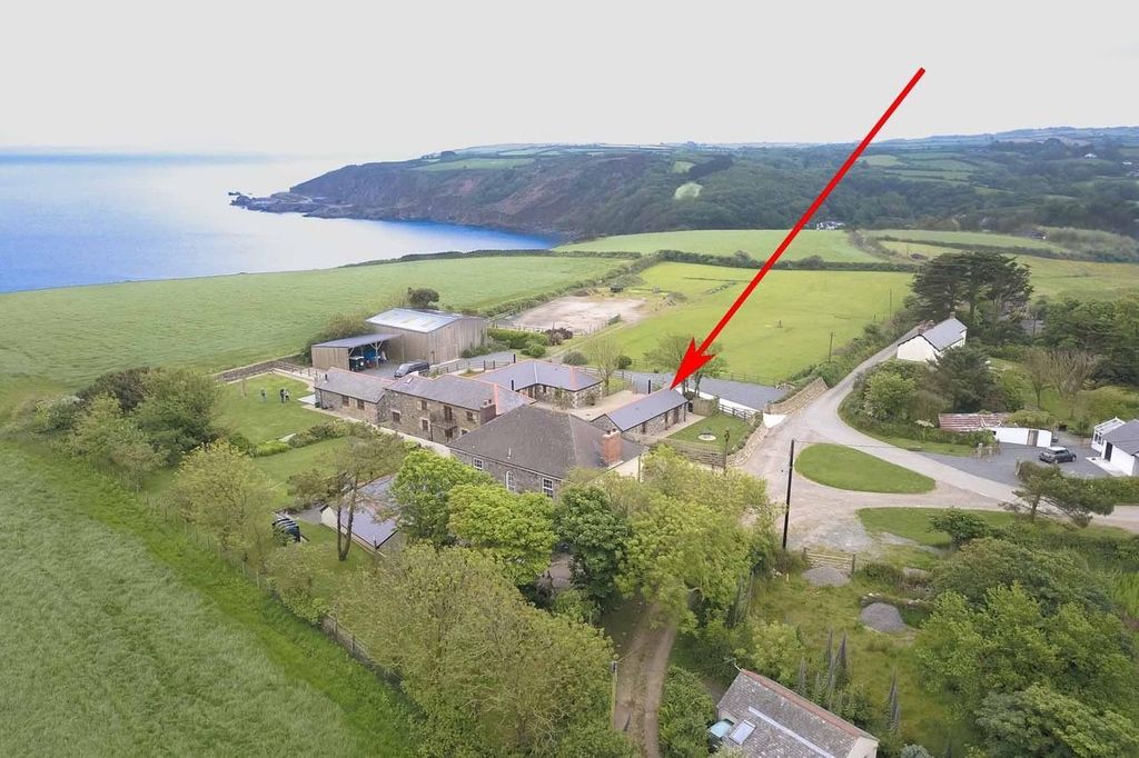 Property photo 1 of 21 Aerial