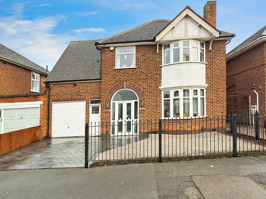 Property photo 1 of 29