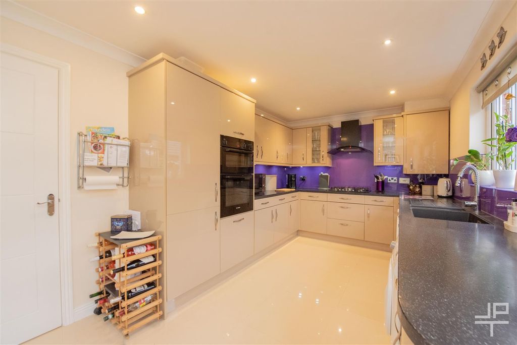Property photo 3 of 50 _Jpt6979.Jpg