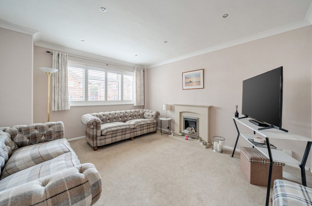 Property photo 2 of 21 Picture 2