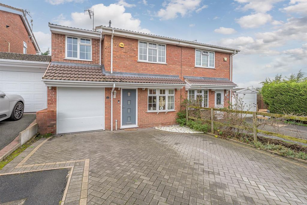 Property photo 1 of 20