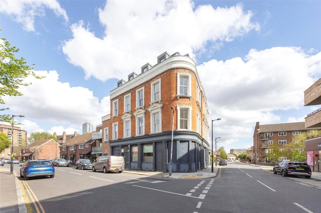 Property photo 1 of 17 Picture No. 15