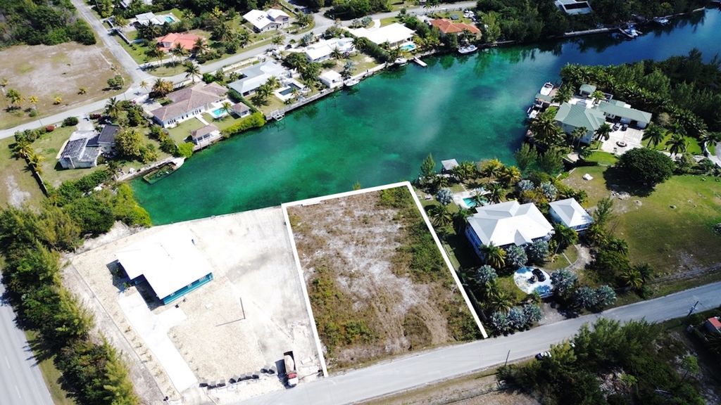 Property photo 1 of 6