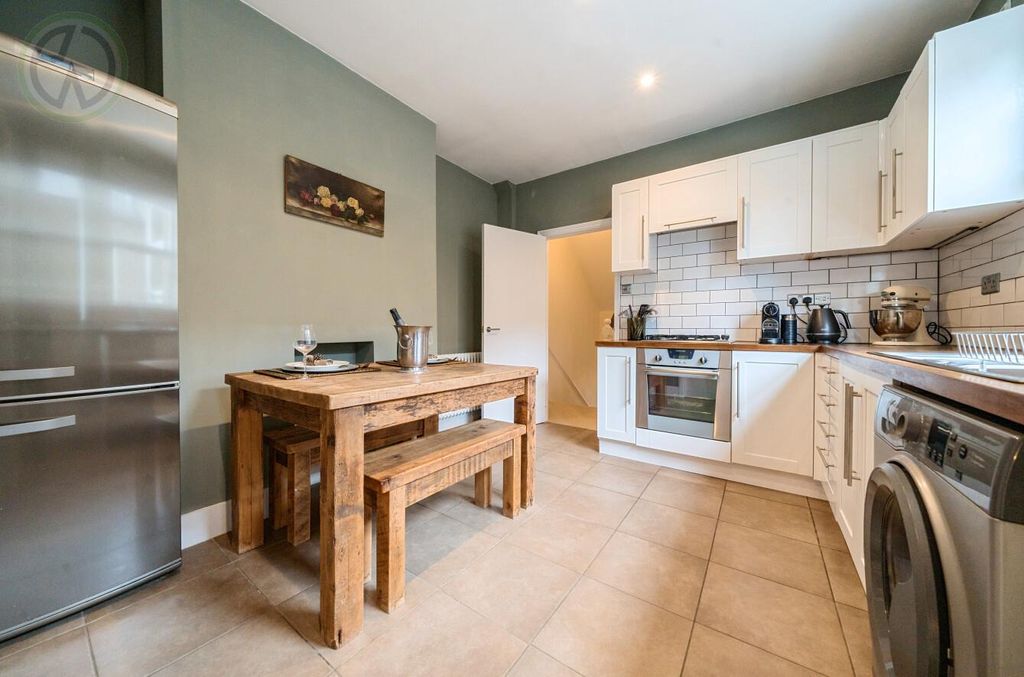 Property photo 3 of 14 c83d7058-7d12-4Ab8-9A0F-22E9c779F395.Jpg