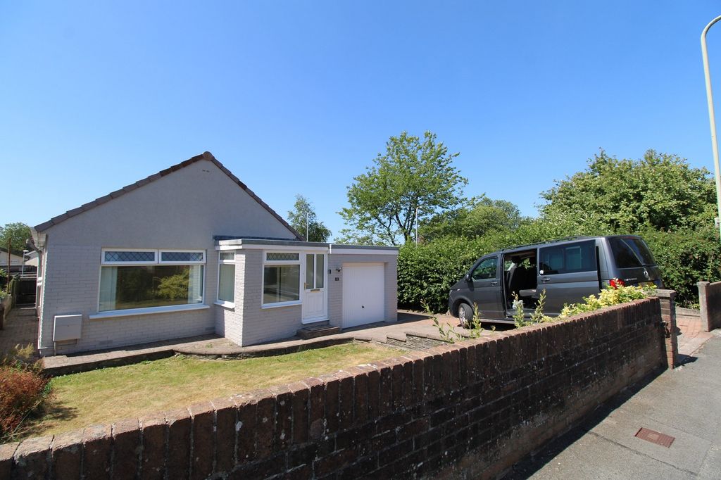 Property photo 1 of 17 Main Image