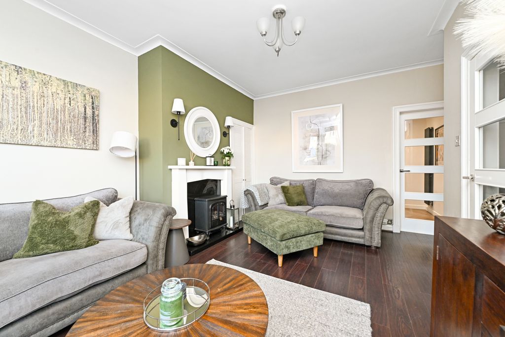 Property photo 3 of 21 Property Image 3