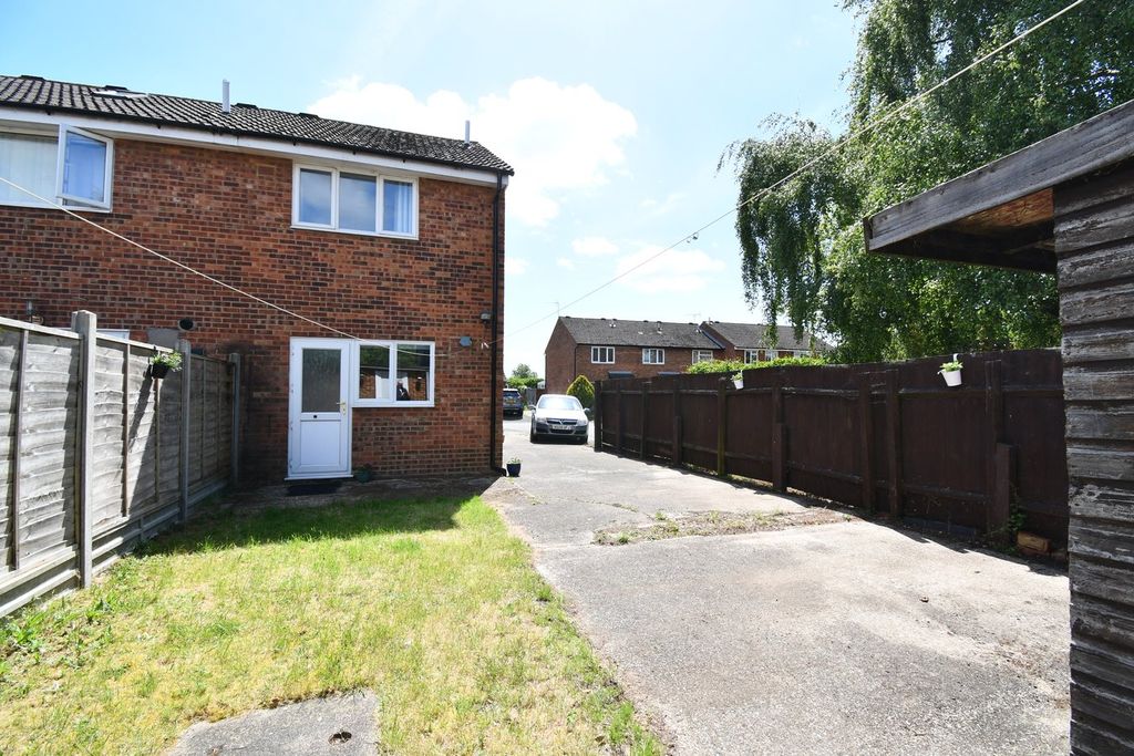 Property photo 2 of 17