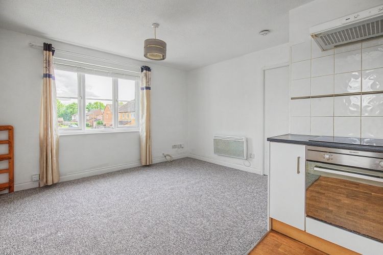 Property photo 3 of 8 328231