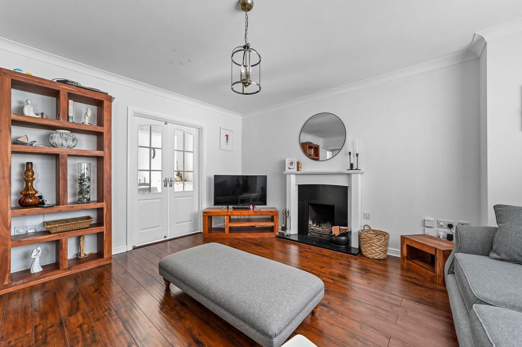 Property photo 3 of 19 Pt-Db(Wp)-9Larkclose-13
