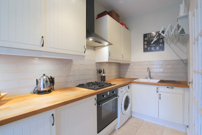 Property photo 2 of 8 2