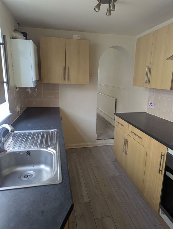 Property photo 2 of 24