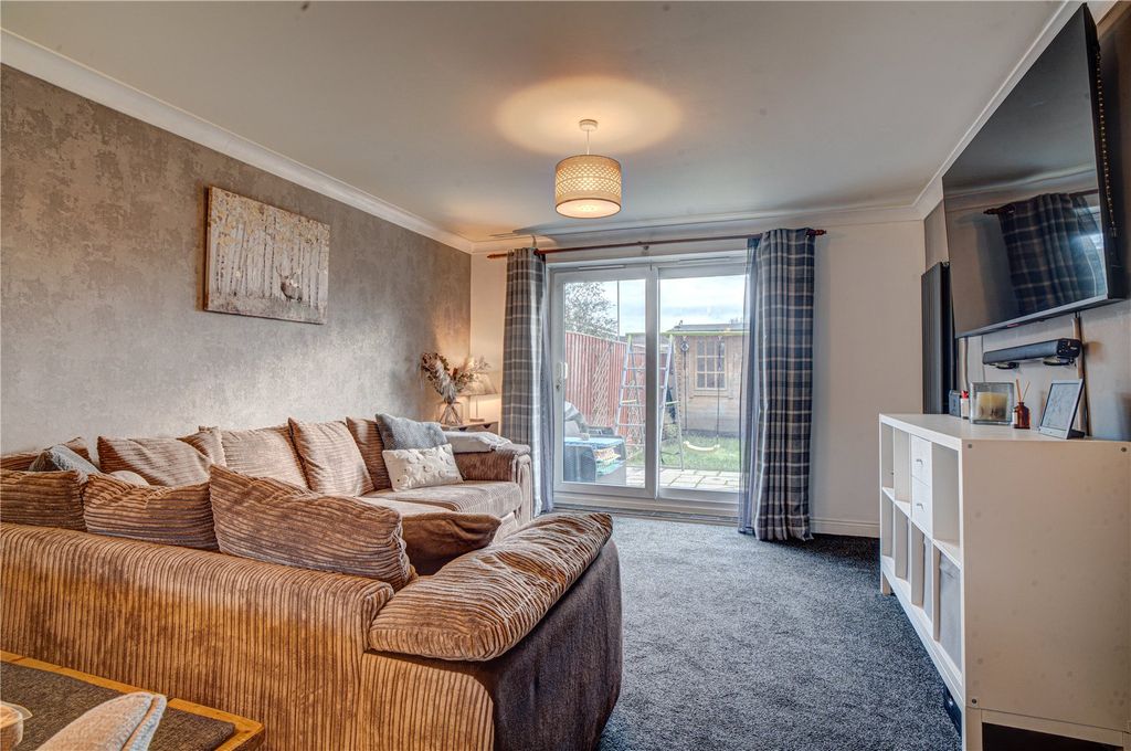 Property photo 3 of 12 Picture No. 03