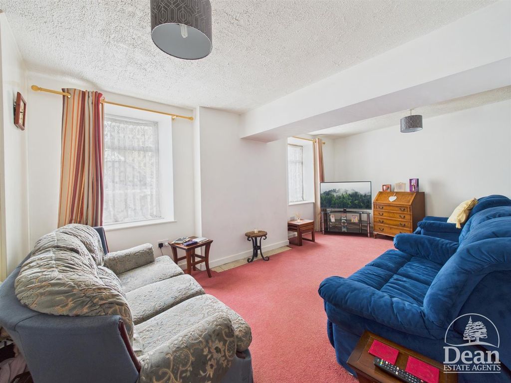 Property photo 2 of 7 Cam01513G0-Pr0823-Still002.Jpg