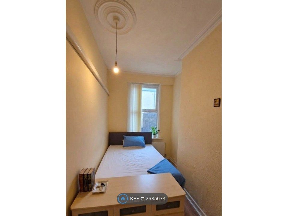 Property photo 3 of 5