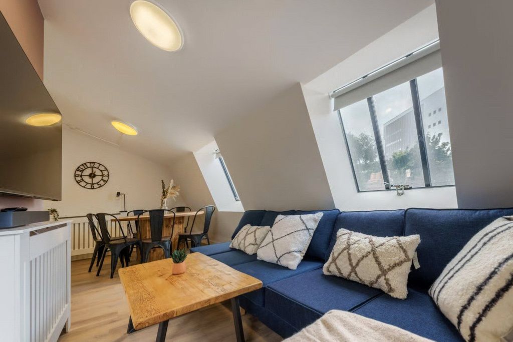 Property photo 2 of 12 Picture No. 07