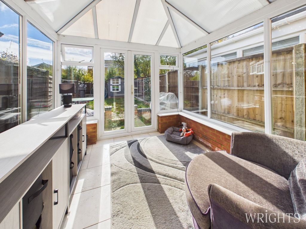 Property photo 3 of 13 Conservatory