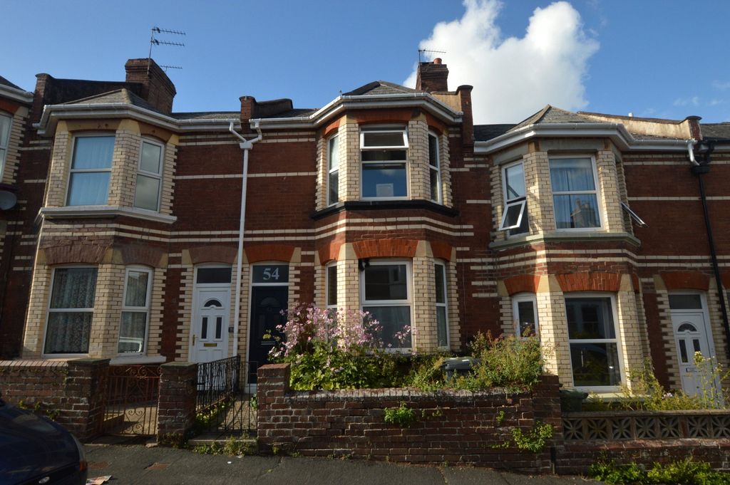 Property photo 1 of 12 Front