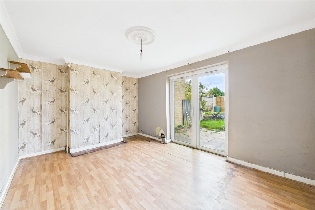 Property photo 2 of 13 Picture No. 01