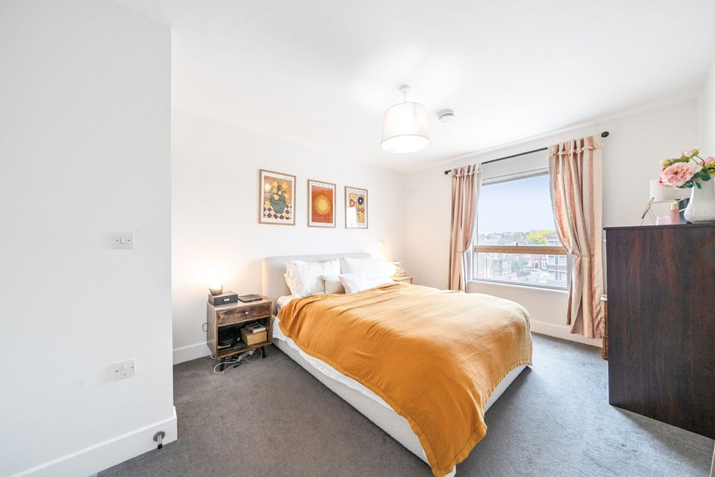 Property photo 3 of 10 Picture No. 40