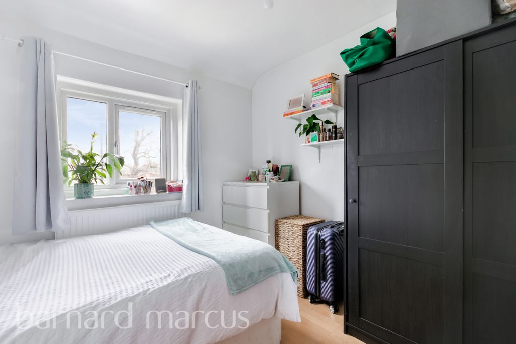 Property photo 3 of 6 Image