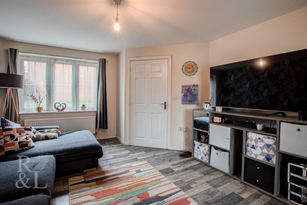 Property photo 3 of 19 B (18).Jpg