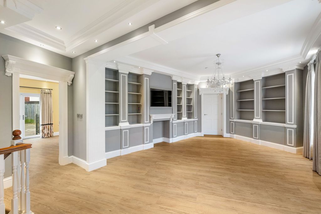 Additional image 6 of 6 bed end terrace house for saleShelley Place, The Colosseum, Lincoln LN1