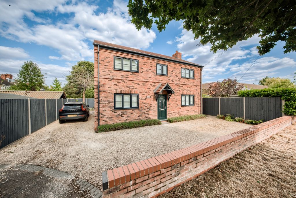 Property photo 1 of 21 Xh2A9147-Hdr(3)