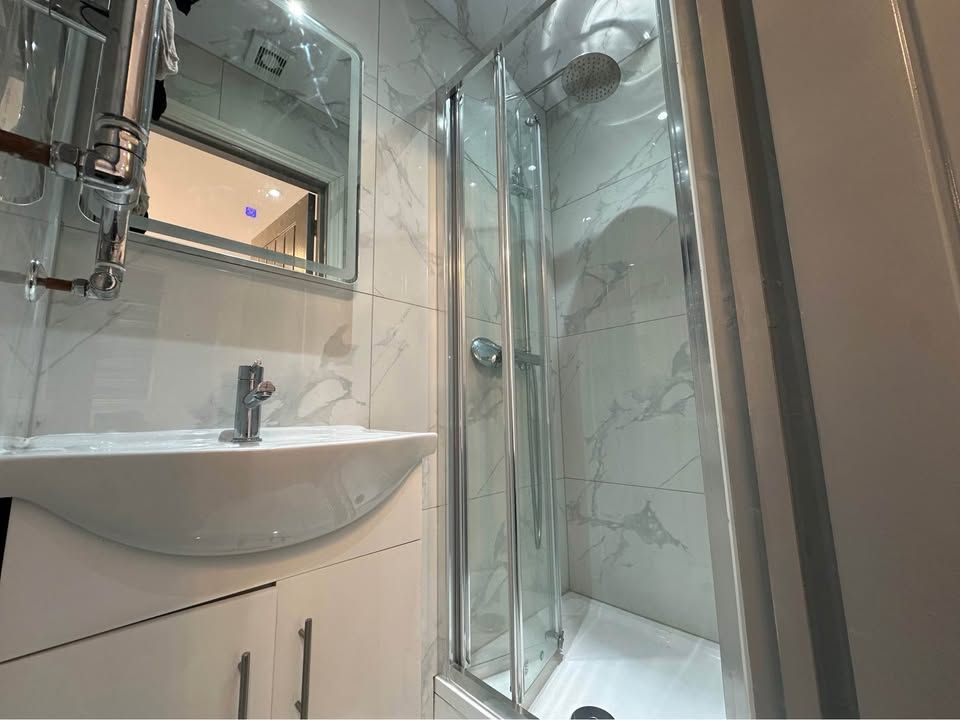 Property photo 2 of 3