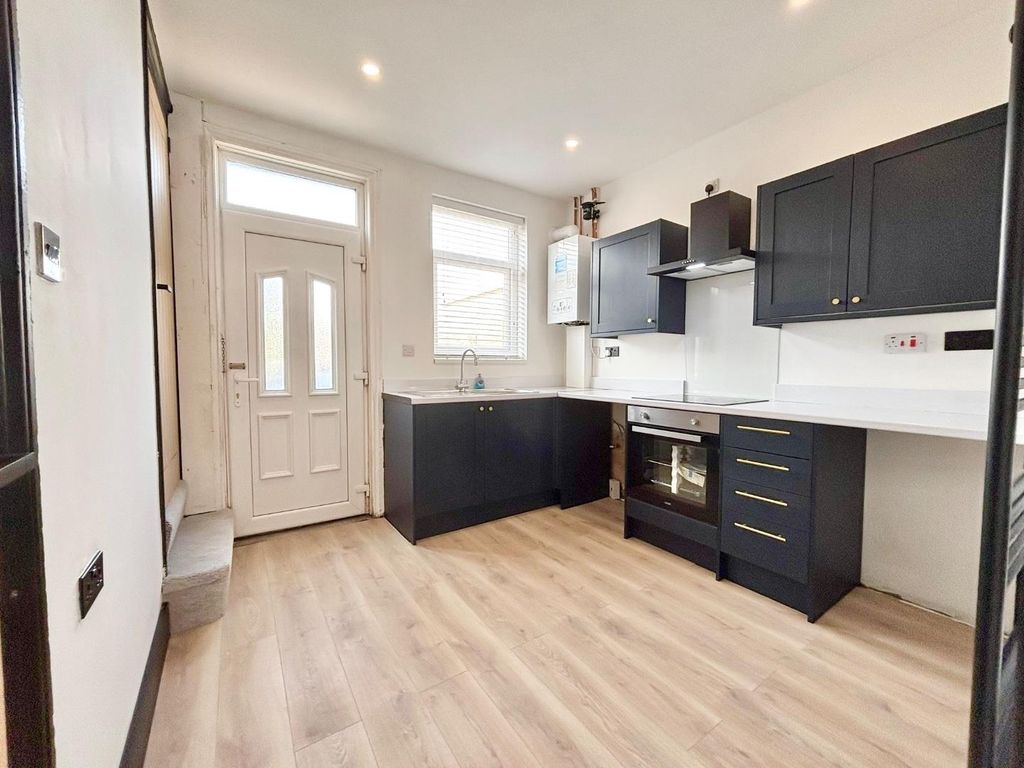 Property photo 1 of 11 87896ee8-260F-40E4-8d92-3Deefa49B439.Jpeg