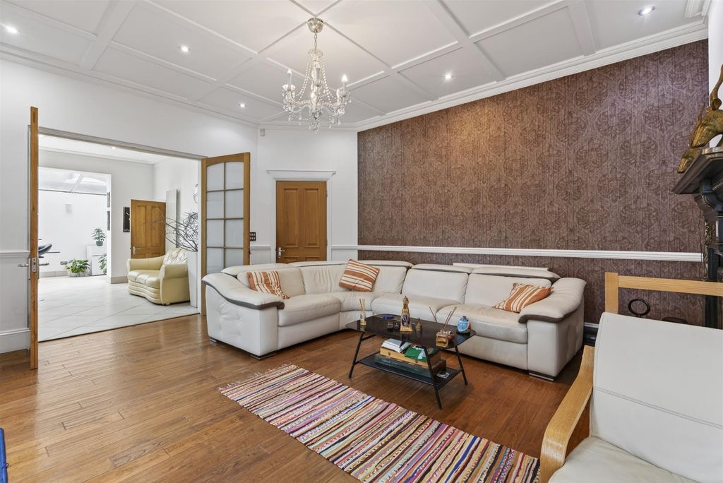 Property photo 2 of 32 018_Dsc04623.Jpg