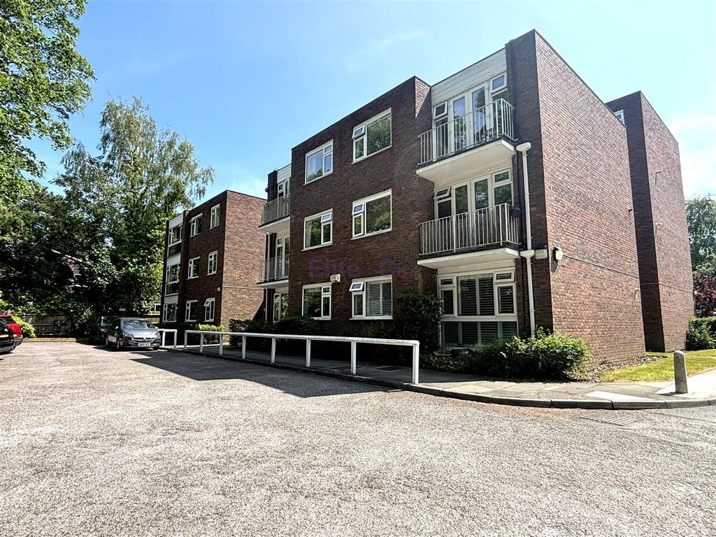 Property photo 1 of 13 Exterior