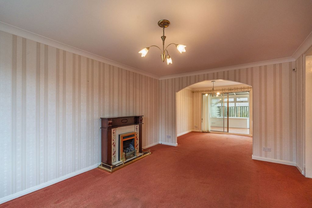 Property photo 3 of 26