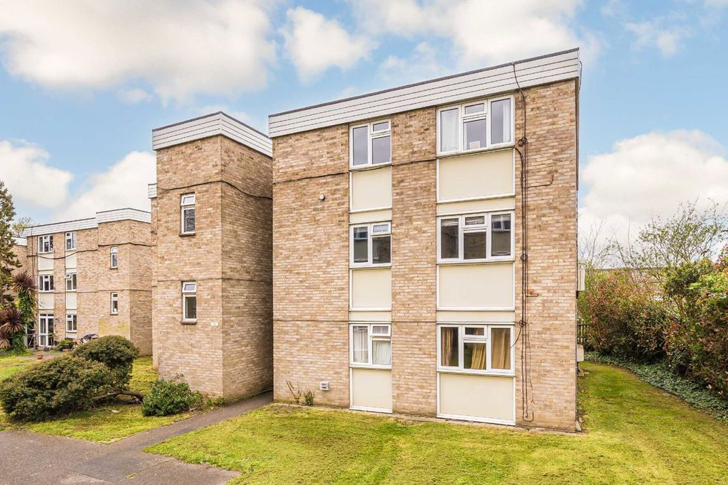 Property photo 1 of 7