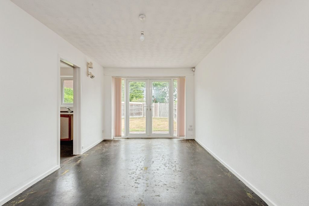 Property photo 3 of 16 Pbox-Img.Jpg
