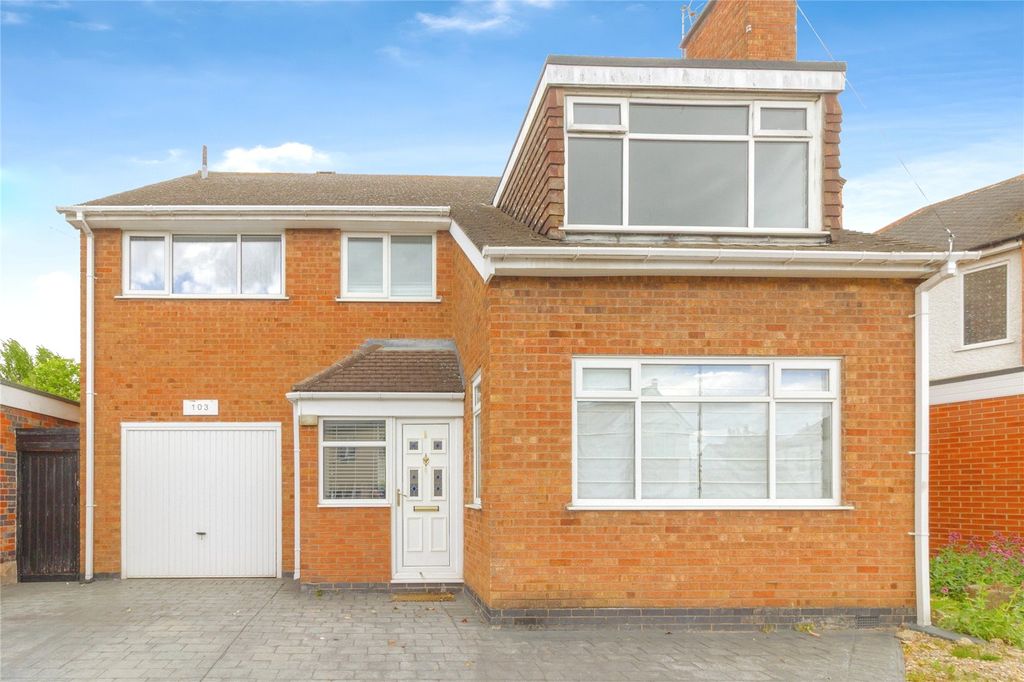 Property photo 2 of 17 Picture No. 04