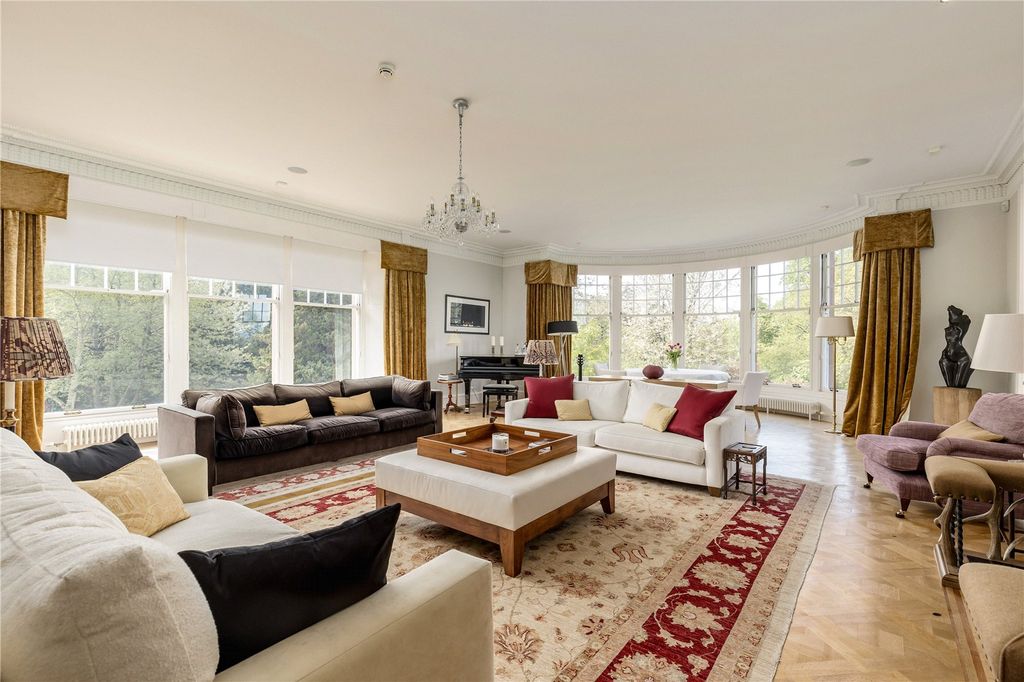 Property photo 3 of 37 Drawing Room