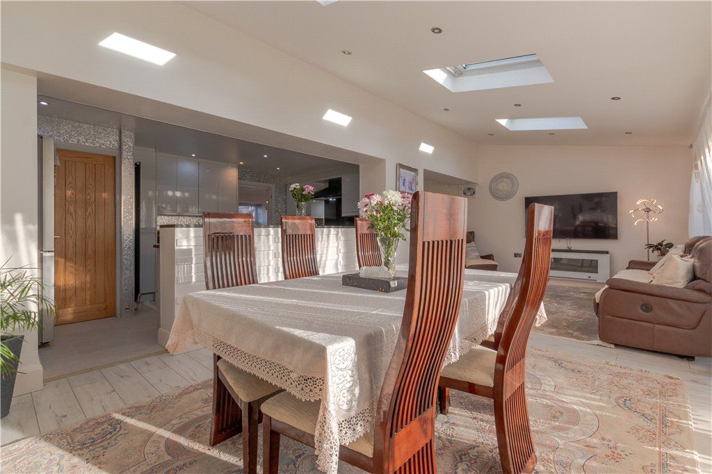 Property photo 3 of 19 Kitchen Diner