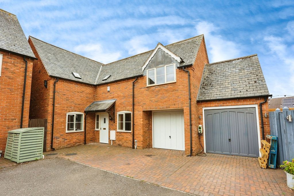 Property photo 1 of 29